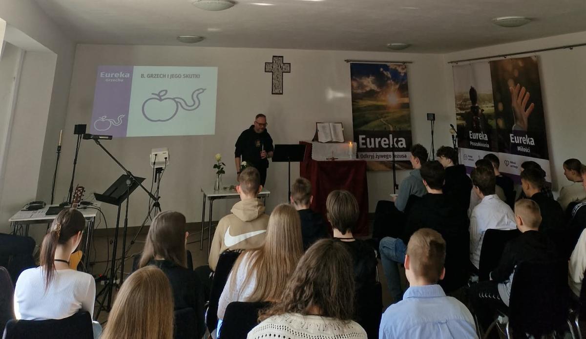 a5b8a7b3-f2f7-408c-938e-5e6cec2766e4